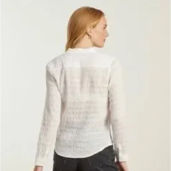 Everlane smocked button down - Picture 2 of 8